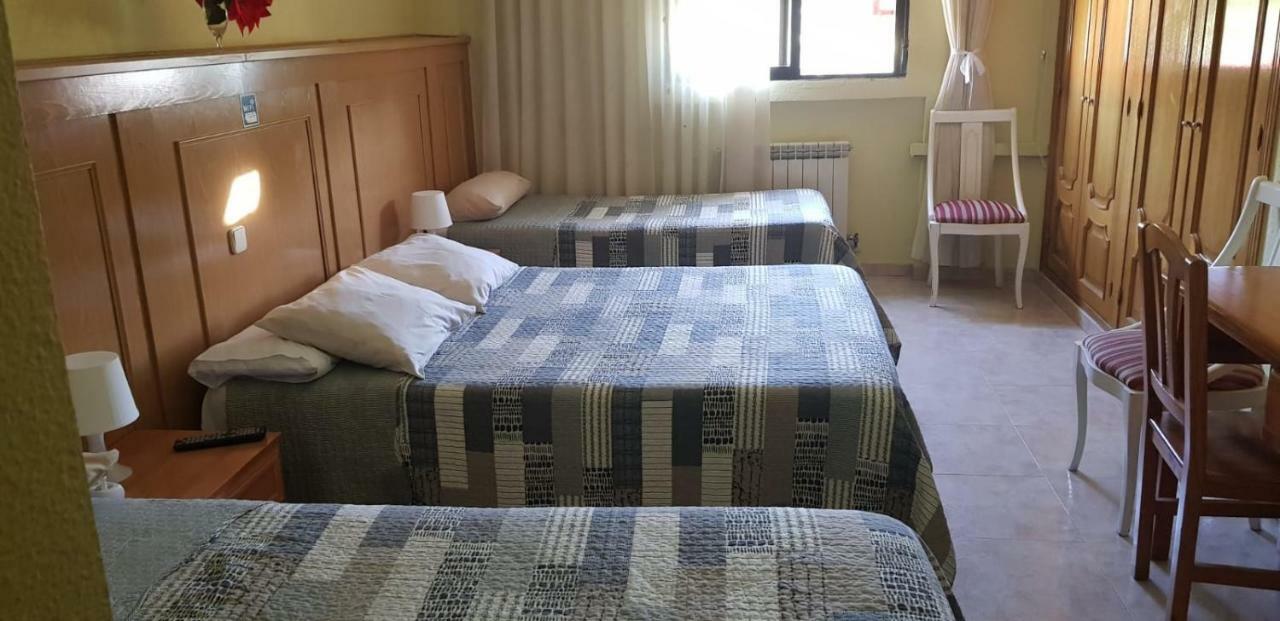 Hostal Brunete Ngoại thất bức ảnh
